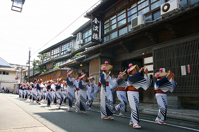 神幸行列