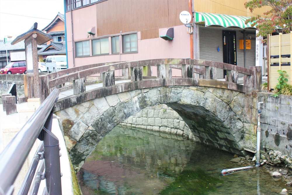 鑑内橋の風景